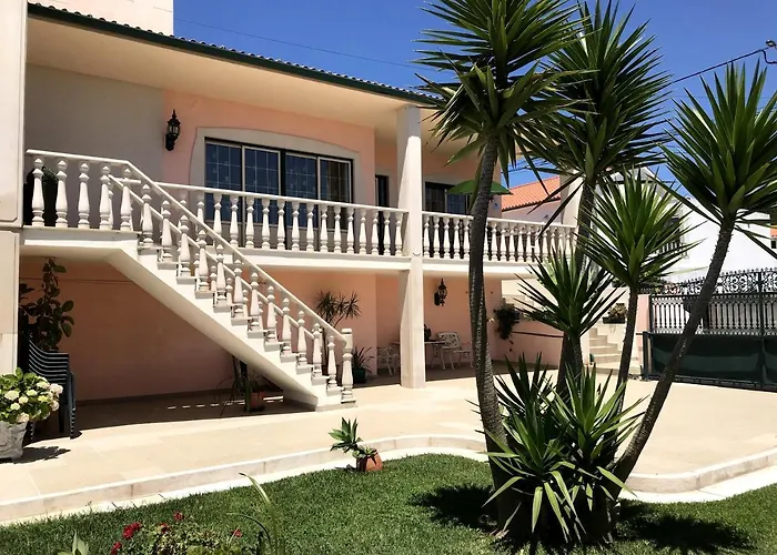 Дом отдыха Caroca House